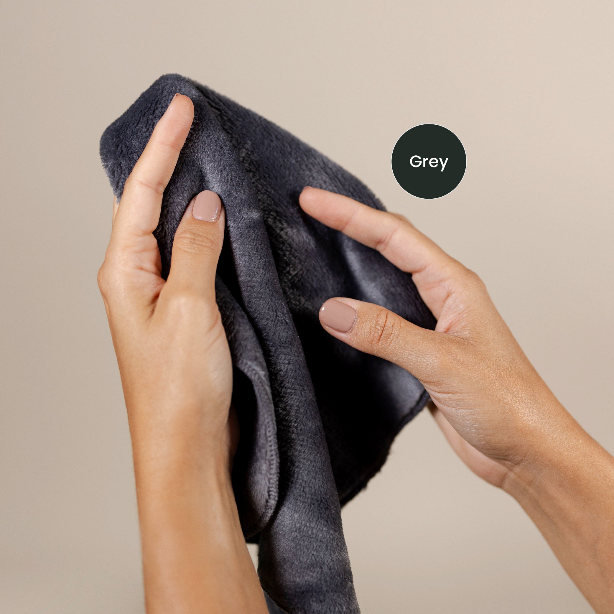 Monise Cloth (Standard)